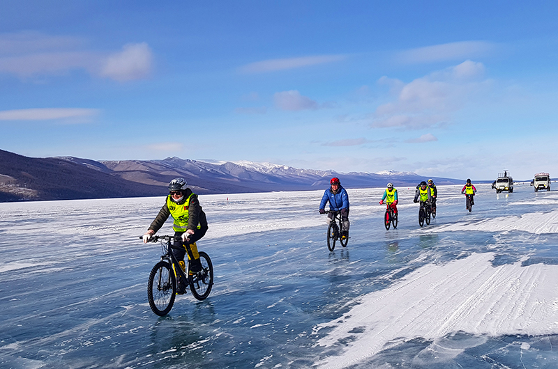 Cycling on Lake ice